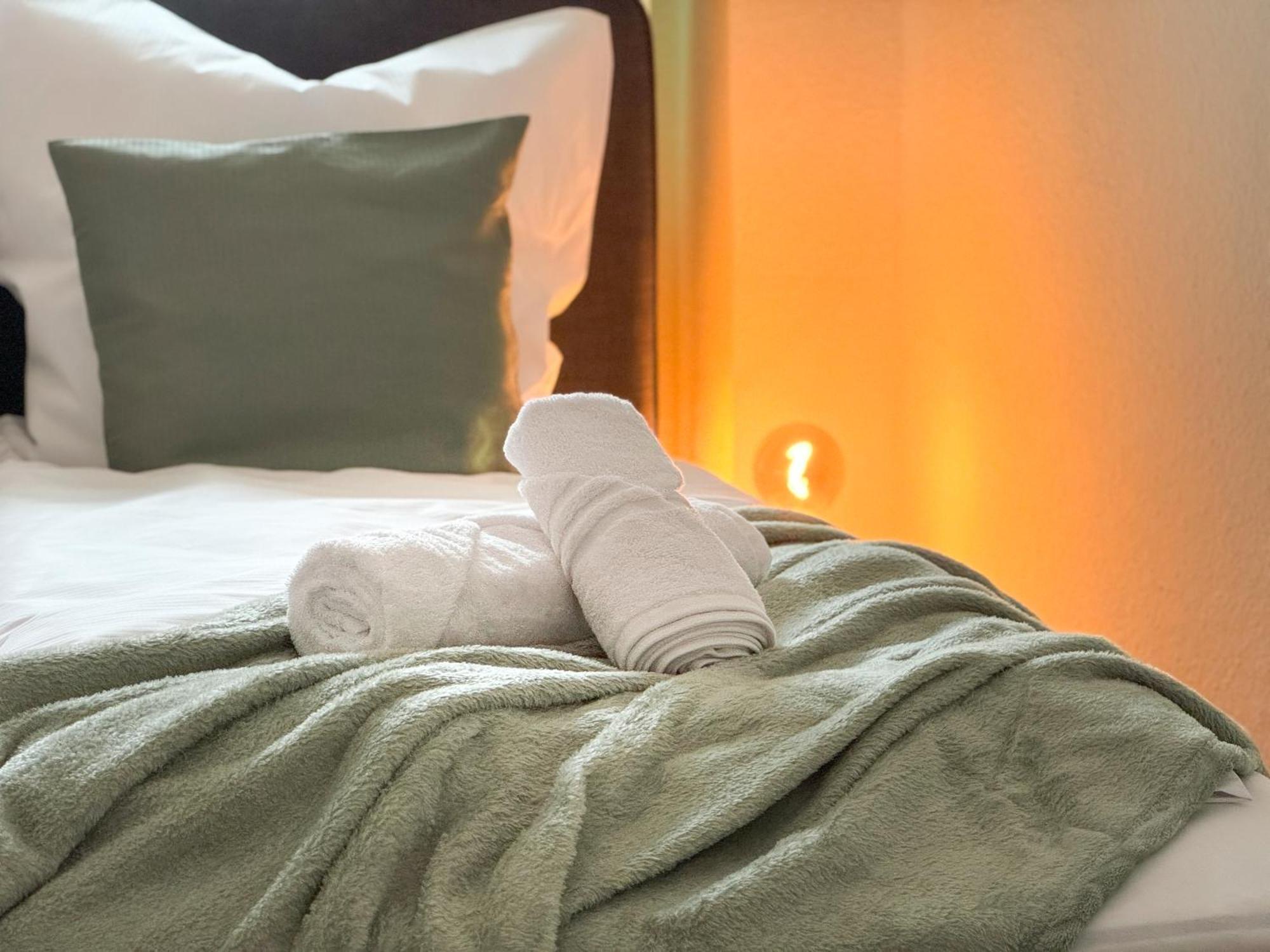 Homelystays Stilvolles Apartment An Der Kirche Lemförde Buitenkant foto